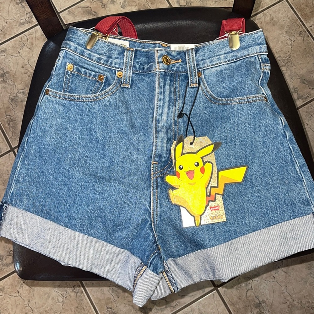 Size 25 Levi’s Pokémon Jean Shorts